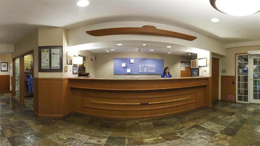 Wyndham Garden Anchorage Airport Hotel Exterior foto